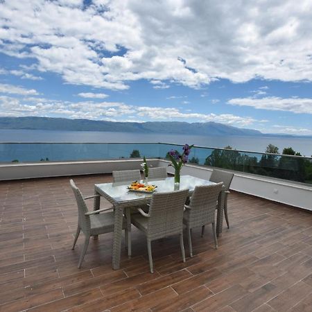 Hotel Izgrev Spa & Aquapark Struga Ngoại thất bức ảnh